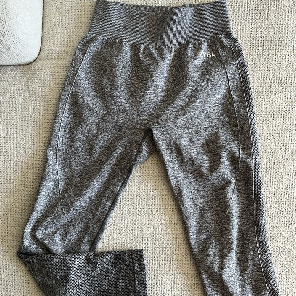 AYBL Leggings Small